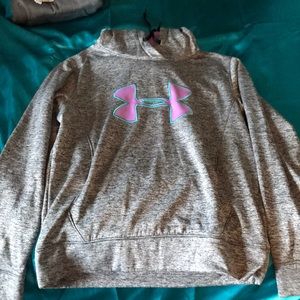Women’s Under Armour sweatshirt